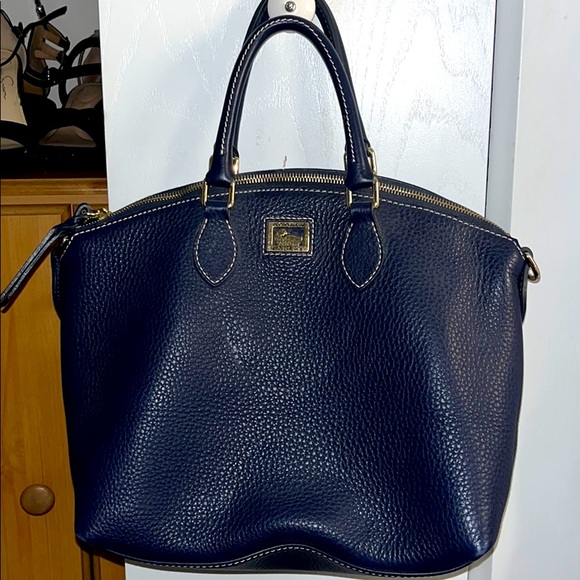 Dooney Bourke Handbags - Dooney Bourke Purse